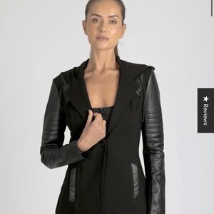 Blanc Noir Women’s Hooded Blazer – Black (Size XS)